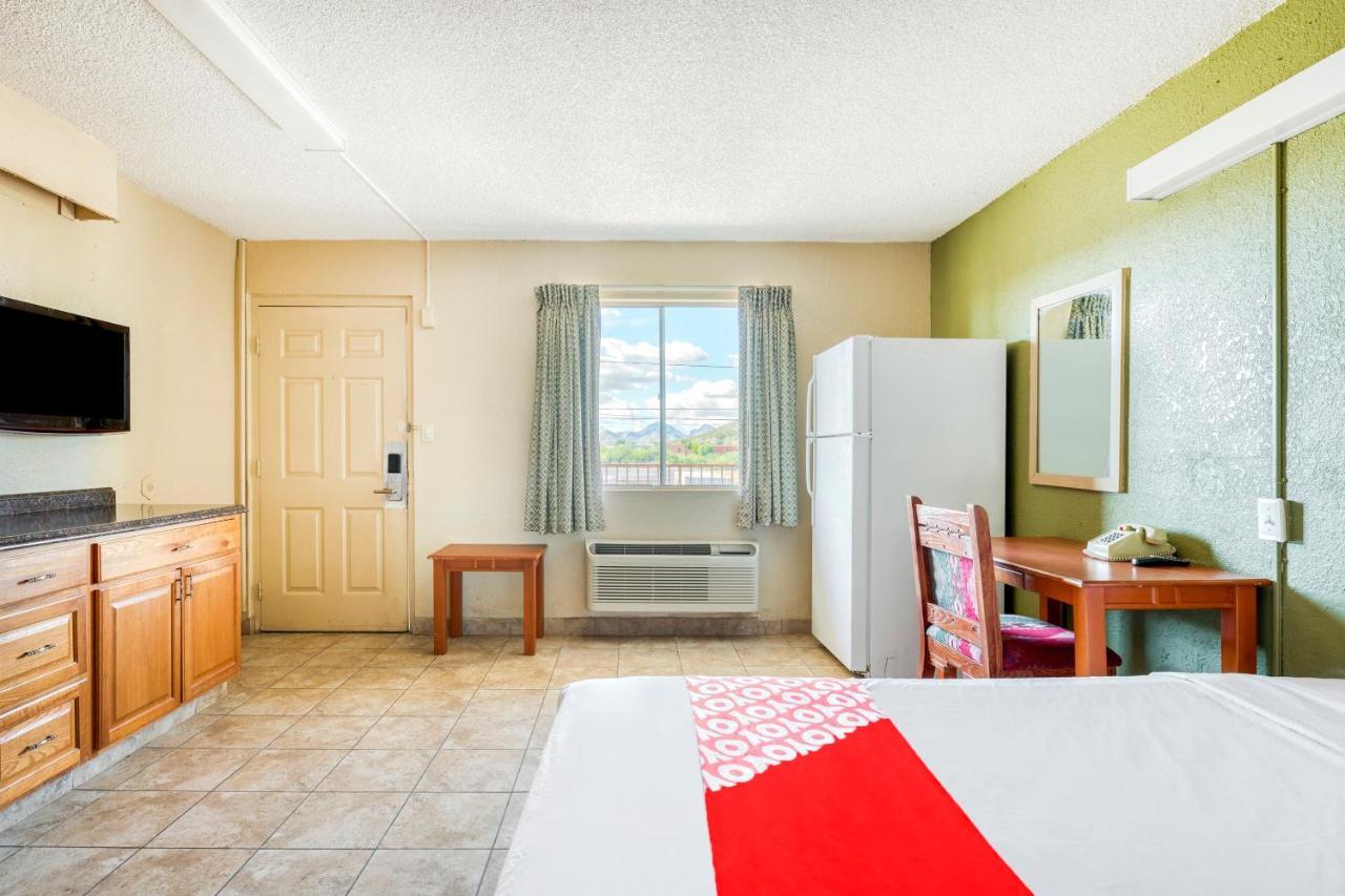 Oyo Hotel Tucson Downtown المظهر الخارجي الصورة