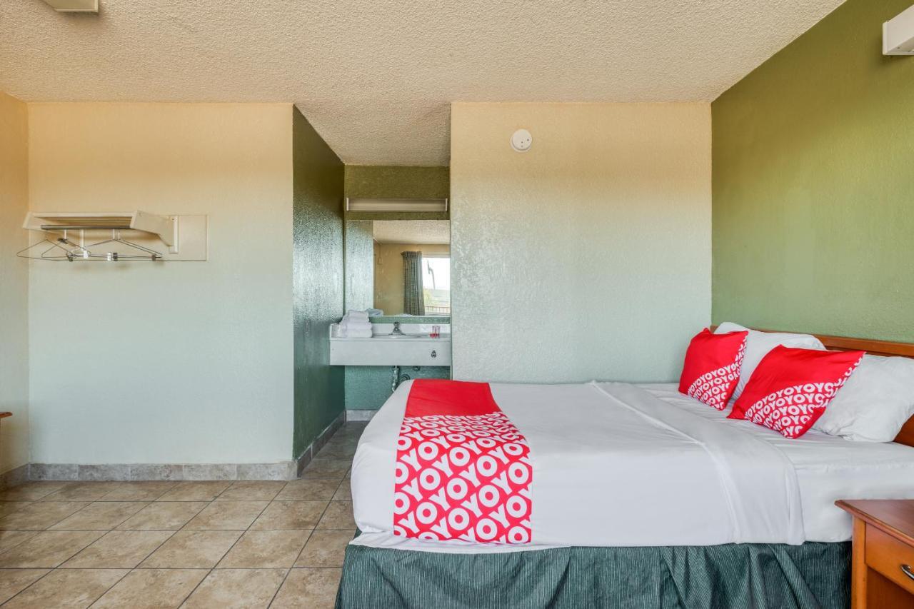 Oyo Hotel Tucson Downtown المظهر الخارجي الصورة